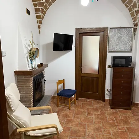 Сasa de vacaciones Di Bomba, Incantevole Borgo, 6 Posti Letto, 2 Bagni, Piscina Comunale Convenzionata A 2 Minuti *