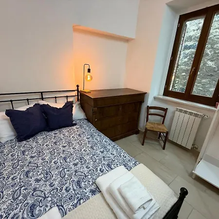 Сasa de vacaciones Di Bomba, Incantevole Borgo, 6 Posti Letto, 2 Bagni, Piscina Comunale Convenzionata A 2 Minuti Bomba
