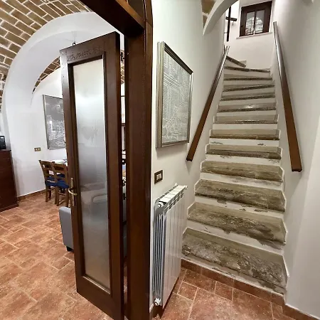 Di Bomba, Incantevole Borgo, 6 Posti Letto, 2 Bagni, Piscina Comunale Convenzionata A 2 Minuti