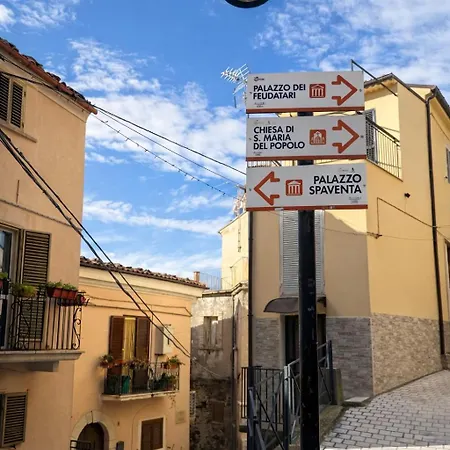 Di Bomba, Incantevole Borgo, 6 Posti Letto, 2 Bagni, Piscina Comunale Convenzionata A 2 Minuti *