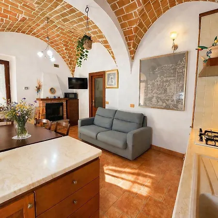 Di Bomba, Incantevole Borgo, 6 Posti Letto, 2 Bagni, Piscina Comunale Convenzionata A 2 Minuti *