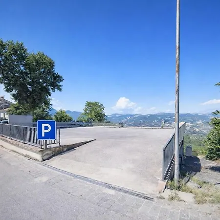 Di Bomba, Incantevole Borgo, 6 Posti Letto, 2 Bagni, Piscina Comunale Convenzionata A 2 Minuti Сasa de vacaciones