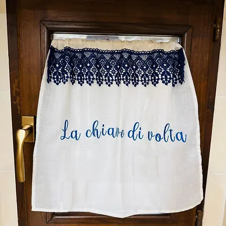 Di Bomba, Incantevole Borgo, 6 Posti Letto, 2 Bagni, Piscina Comunale Convenzionata A 2 Minuti *
