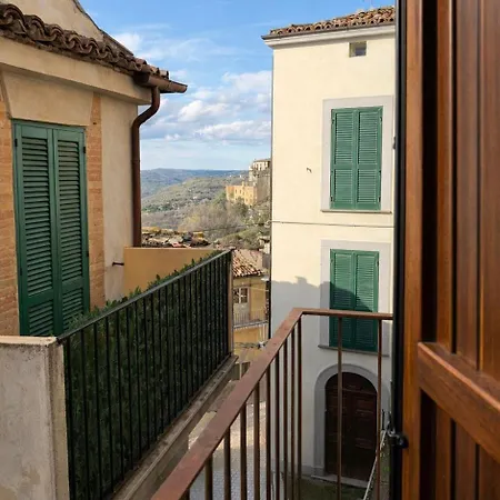 Сasa de vacaciones Di Bomba, Incantevole Borgo, 6 Posti Letto, 2 Bagni, Piscina Comunale Convenzionata A 2 Minuti *